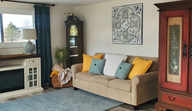 New 2 bedroom Country Chic Bed&Breakfast with breathtaking views