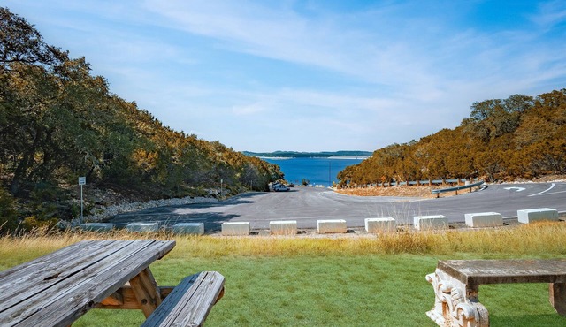 NEW, 2 Full Beds Suite AT OPEN Boat Ramp 1