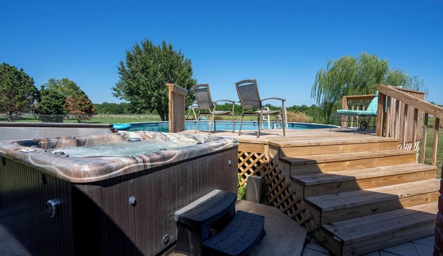 New! 2 Homes In One Family Retreat Near Norman With Large Pool And Hot Tub