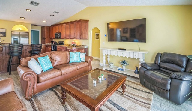 New 2 miles 2Mayo Clinic Intracoastal water views Mins to JaxBeach