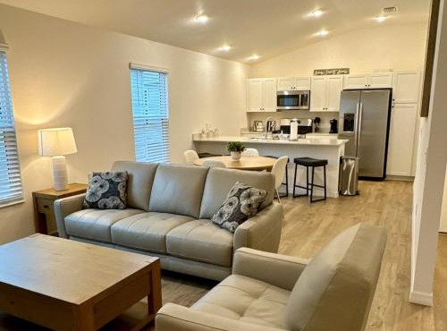 New 2025 Villa With Golf Cart Near Saluki & Eastport
