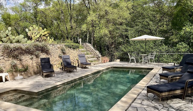 NEW 26 Lou Cigaloun, holidays in Provence, 8 guests, private pool