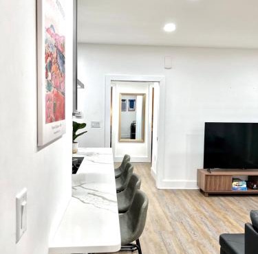 New 2BDR 2BATHS 1 Park Spot APT Super Close to NYC