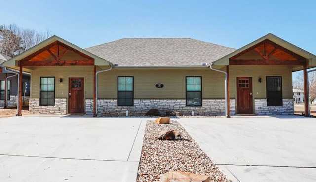 New 2BR, 2B, 251 11th NE unit #2