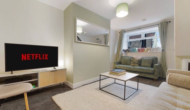 New! 2BR in Front Street