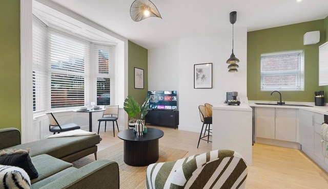 New! 2BR in Gladstone