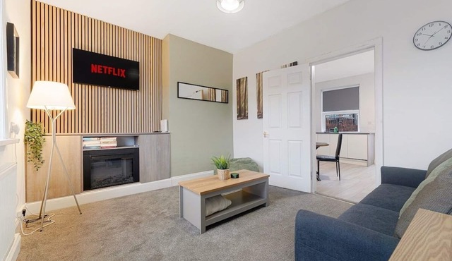 New! 2BR in Station Road