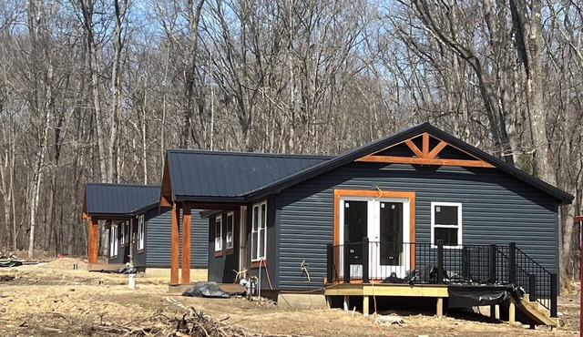 NEW 2BR Lodge With Hot Tub @ Oil Creek State Park, Franklin PA & Oil City, PA.