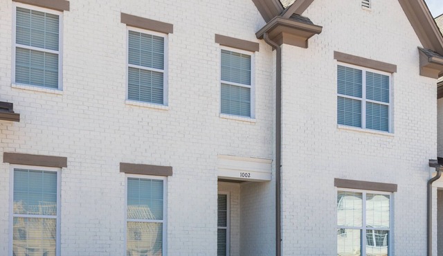 NEW 3 BDR Luxury Townhome in Oxford - 5 Minutes to the Square and the University