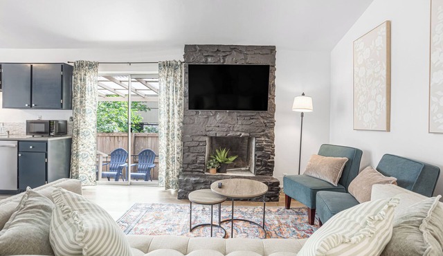 NEW 3 BDRM NW Austin Home Near Mopac/Q2/Domain/DT