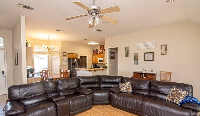 New! 3 Bedroom 2 Bath Home Close to Downtown Springtown, Wedding Venues, & Eagle Mountain Lake!
