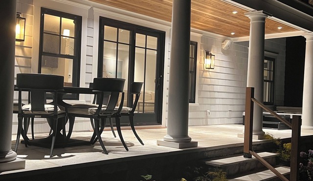 NEW 3 bedroom 3.5 bathroom luxury villa tennis court, Sea Views old Watch Hill