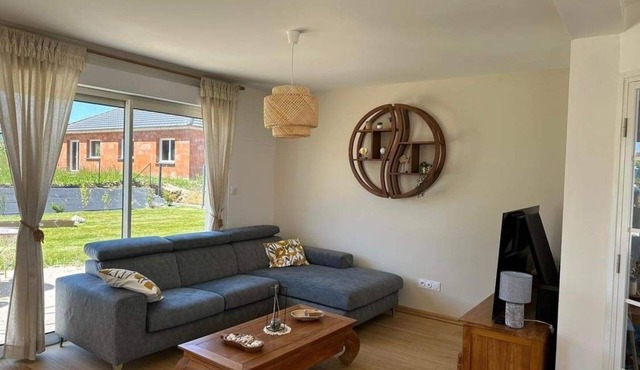 New 3-bedroom detached house in Etaples sur mer with enclosed garden.