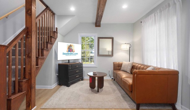 NEW 3 bedroom home for Futbol World Cup Fans