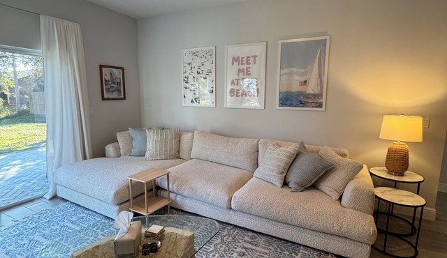 NEW 3-bedroom house with AC in Vero Beach—13 min to beach!