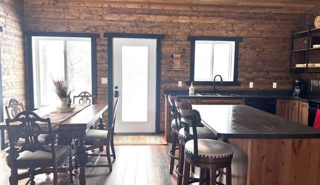 New 3-bedroom lake front cabin with hot tub - 18 miles to Itasca State Park