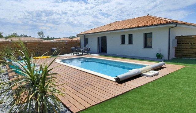 New 3-star property with private heated pool near the ocean