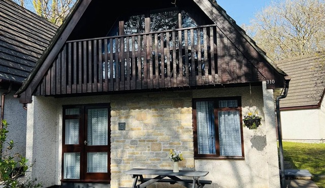 NEW 3BD Swiss Style Chalet St Ives Holiday Village