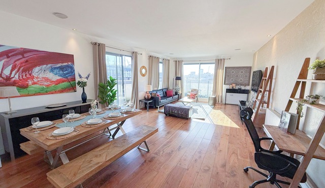 NEW 3BDR Penthouse w/Balcony, Free Wi-Fi & Lift access | Kings Cross, Islington
