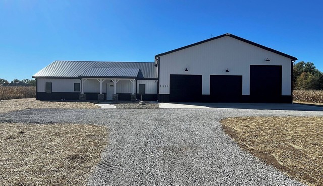 New 3BR/2BA Retreat Near Barbee Lake Chain – Country Serenity & Modern Comfort