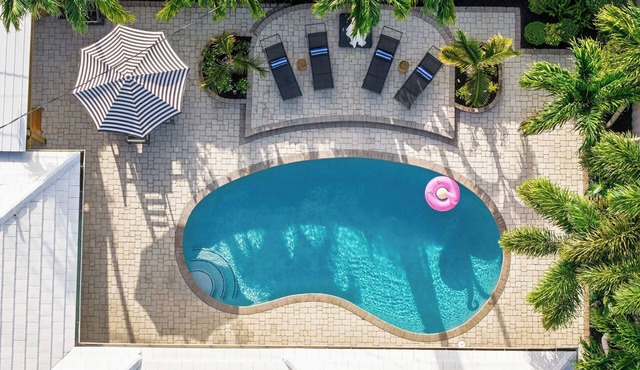 NEW 3BR Design coastal home w/heated pool