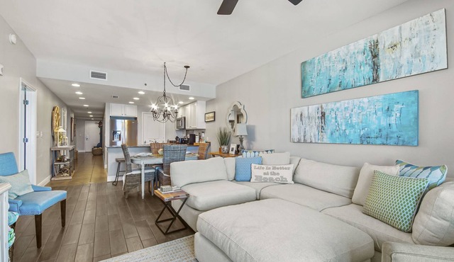 New 3rd floor Sterling Breeze! Fine furnishing boutique! Walk to Pier Park!