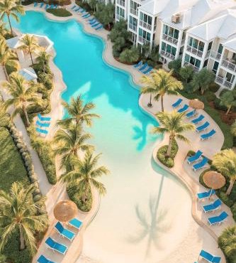 New! 4-Story Villa, Private Rooftop, Pool and Marina in Key Largo