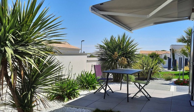 New 40 m2 air-conditioned apartment with parking space