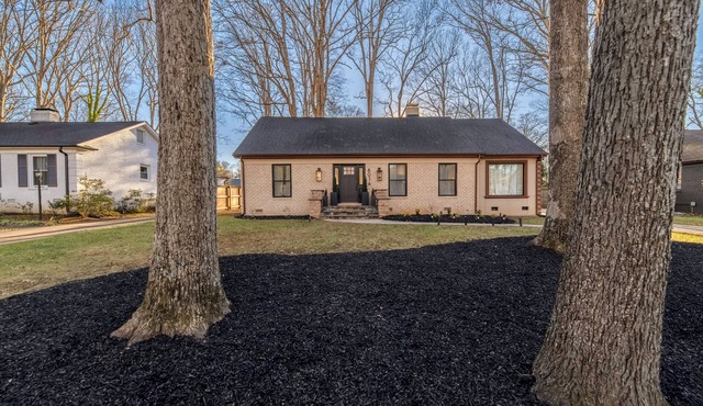 New! -4500 sqft Luxurious/Upscale Mountain style in South CLT-2 Master-n5 Kings!