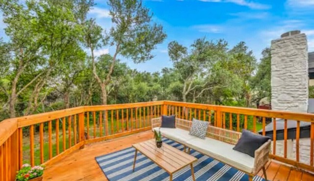 New 4BD/3BA Retreat I Deer View I Greenbelt I Patio I Greenbelt