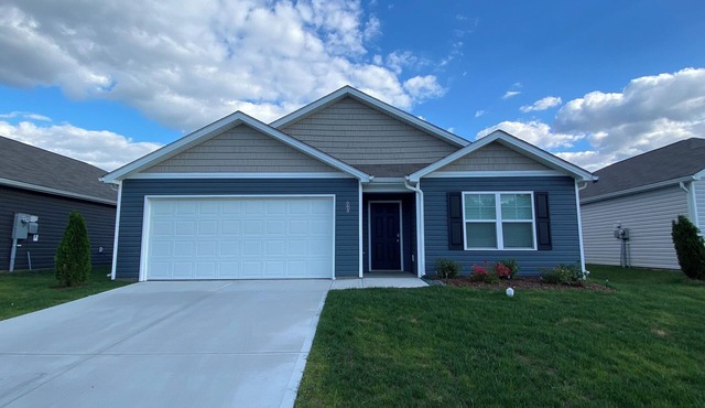 New 4BR/2BA Home near Bristol Motor Speedway
