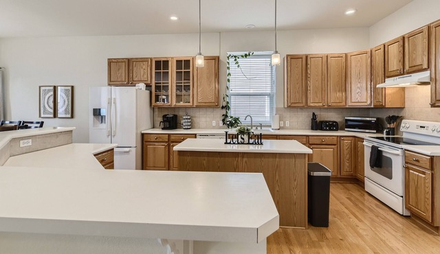 New 4BR/3BA House in Parker