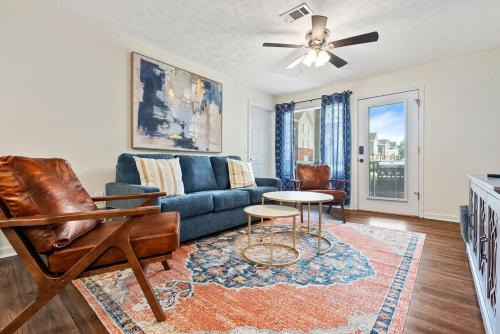 New 4BR 4BA AU Oasis 2 Mins to Downtown & Stadium Sleeps 10