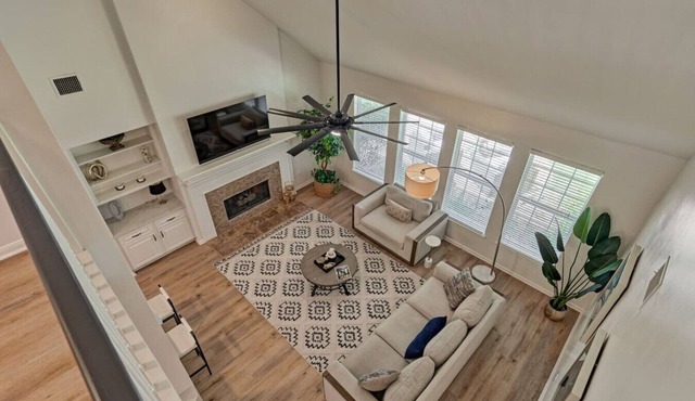New! 4BR/Easy Access to all Woodlands amenities
