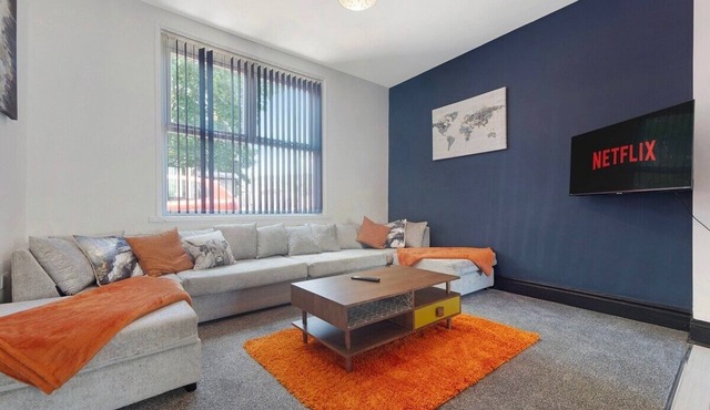 New 4BR in Station Road