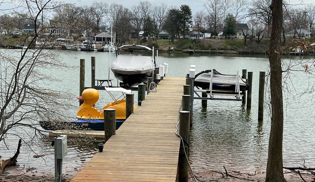 NEW 5 Bedroom Home with Pier by Water