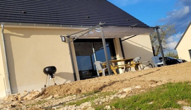 New 64 m2 house, fully equipped with air-conditioning.