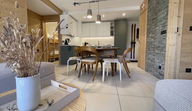New 8-person flat in the heart of the village