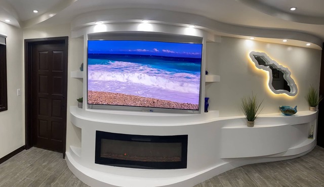 New *[ A/C ]* Casa de las olas @ Hamilton Cove
