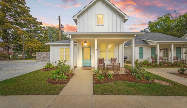 New Ace Cottage - King Bed - Loft - Sports Complex