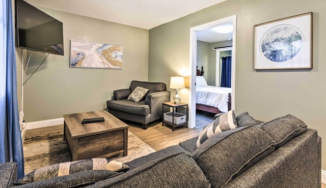 NEW! Adorable Pensacola Villa ~ 8 Mi to Downtown!