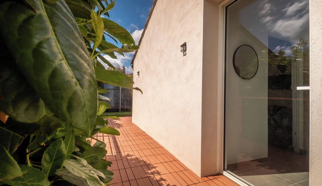 New air-conditioned apartment with terrace, near spa & greenway