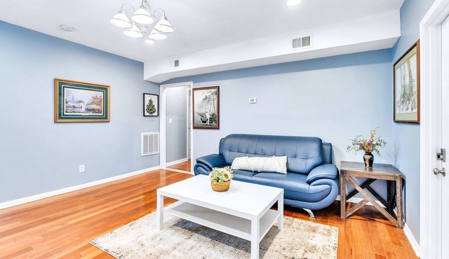 New Albany Home near Louisville