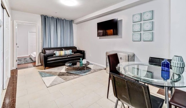 New and Cozy 1BD Apt in the heart of Philly!