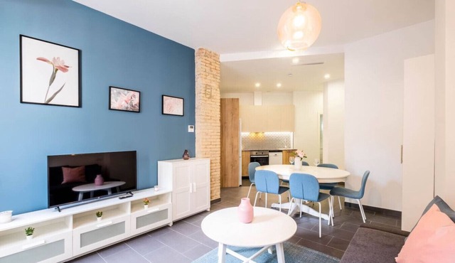 New and Modern Apt. with Comfy Beds