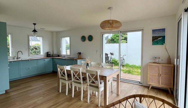 New and Spacious House Near Port Tudy