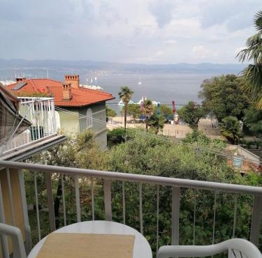 NEW Apartman Ziganto Z near the beach with terrace