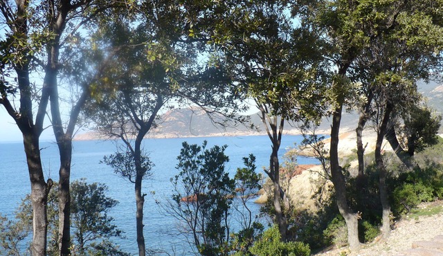 NEW APARTMENT FOR 2 PEOPLE .2 MINUTES WALK FROM THE SEA, HEATED POOL WI FI FREE