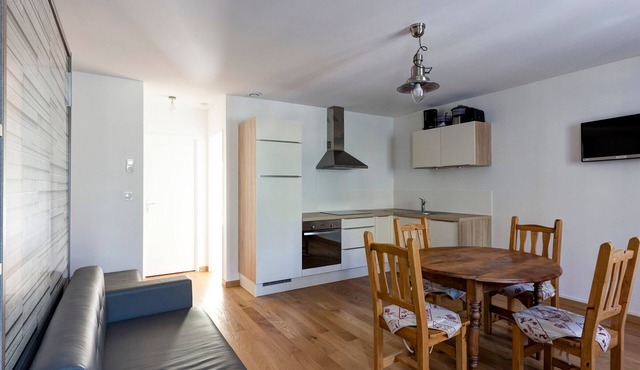 New apartment in Brides-les-Bains center, 4 people, wifi