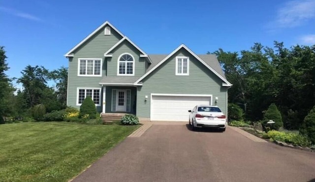 NEW apartment in Shediac Cape close to beaches!